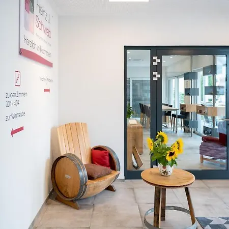 Estalagem Vinotel Heinz J. Schwab *