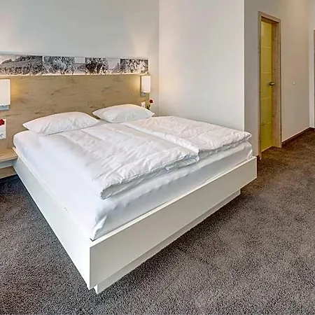 Estalagem Vinotel Heinz J. Schwab *