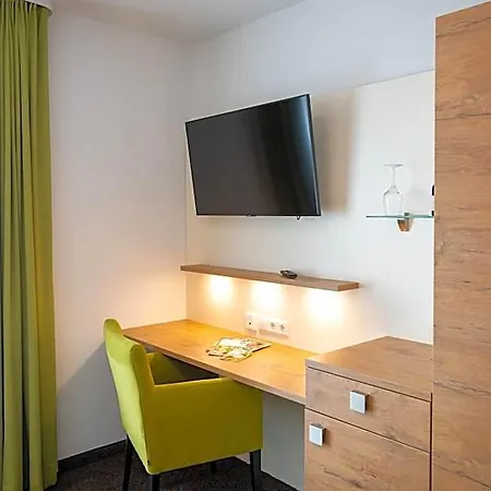 Estalagem Vinotel Heinz J. Schwab *